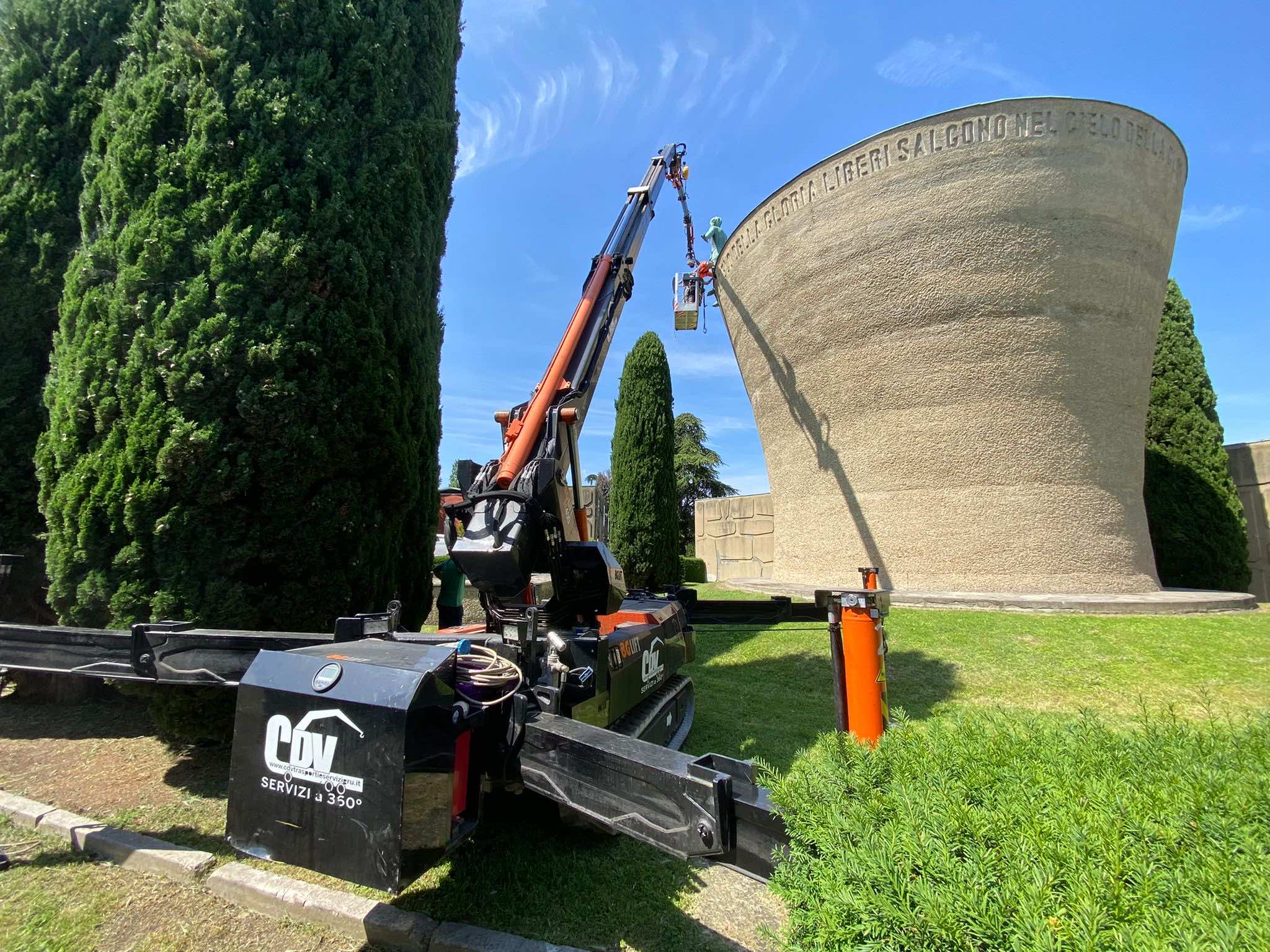 BGLIFT PANORAMA GRU LAVORAZIONE